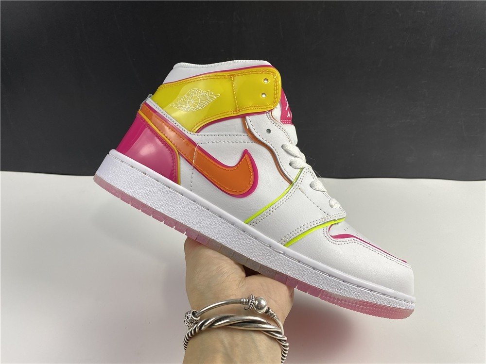 Nike Air Jordan 1 Mid CV4611-100