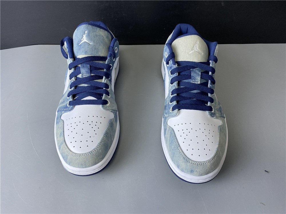 Air Jordan 1 Low CZ8455-100
