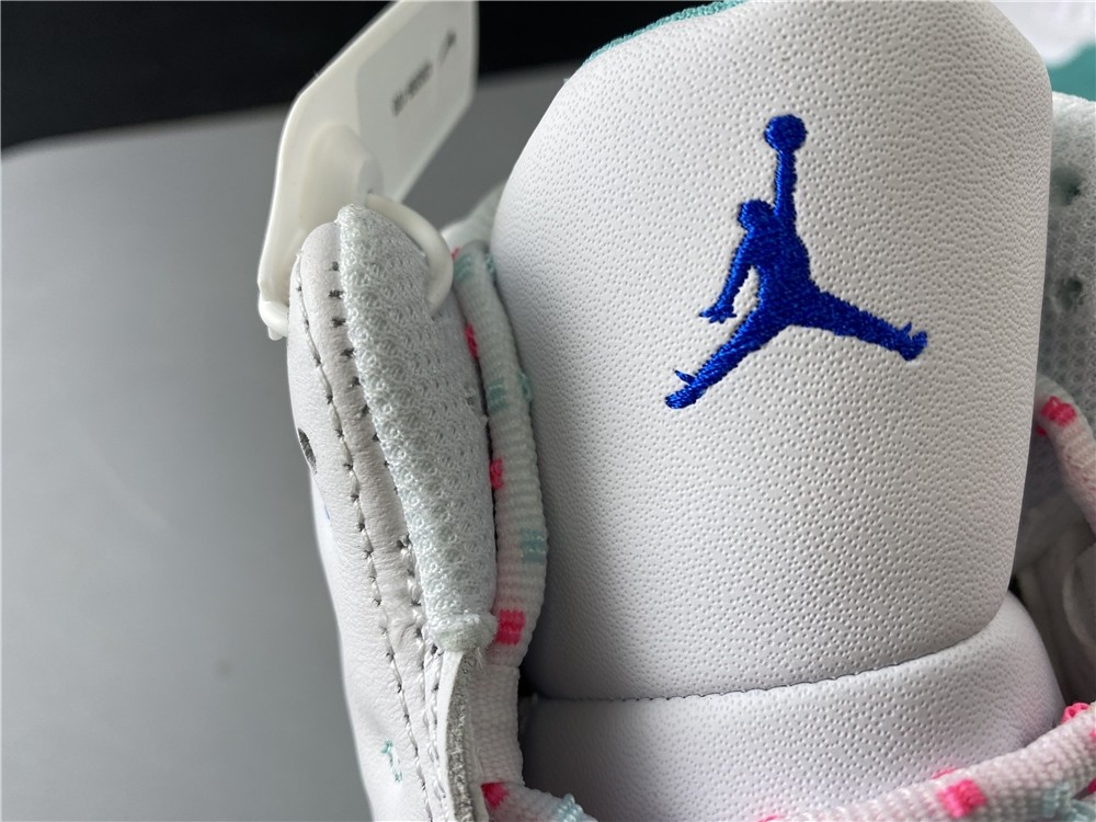 Air Jordan 13 GS “Aurora Green” 439358-100
