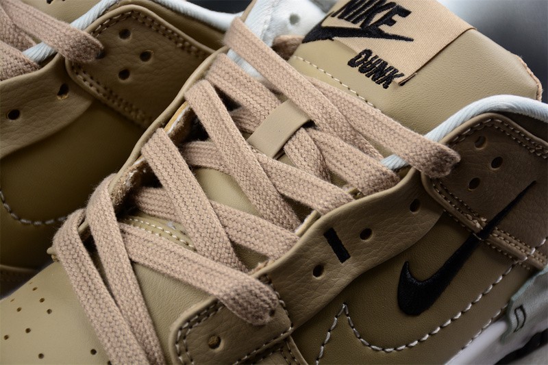 Nike Dunk Low Disrupt 2 Tan DV4024-200