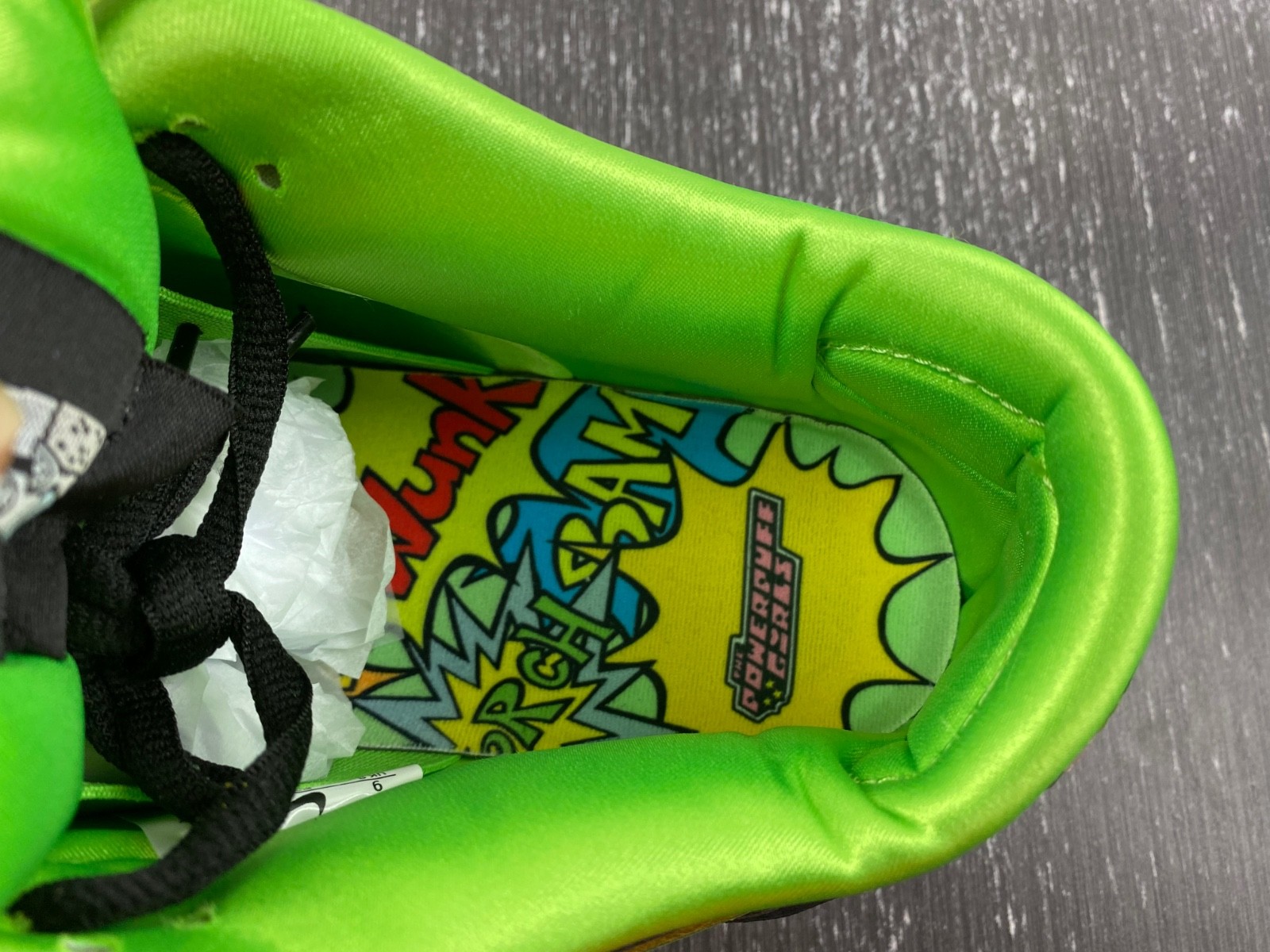 The Powerpuff Girls x Dunk Low Pro SB QS