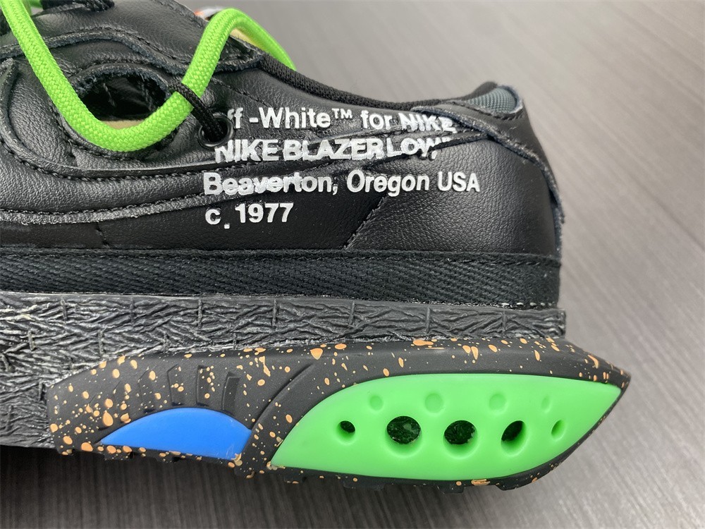 OFF-WHITE NIKE BLAZER LOW 2021 DH7863-001