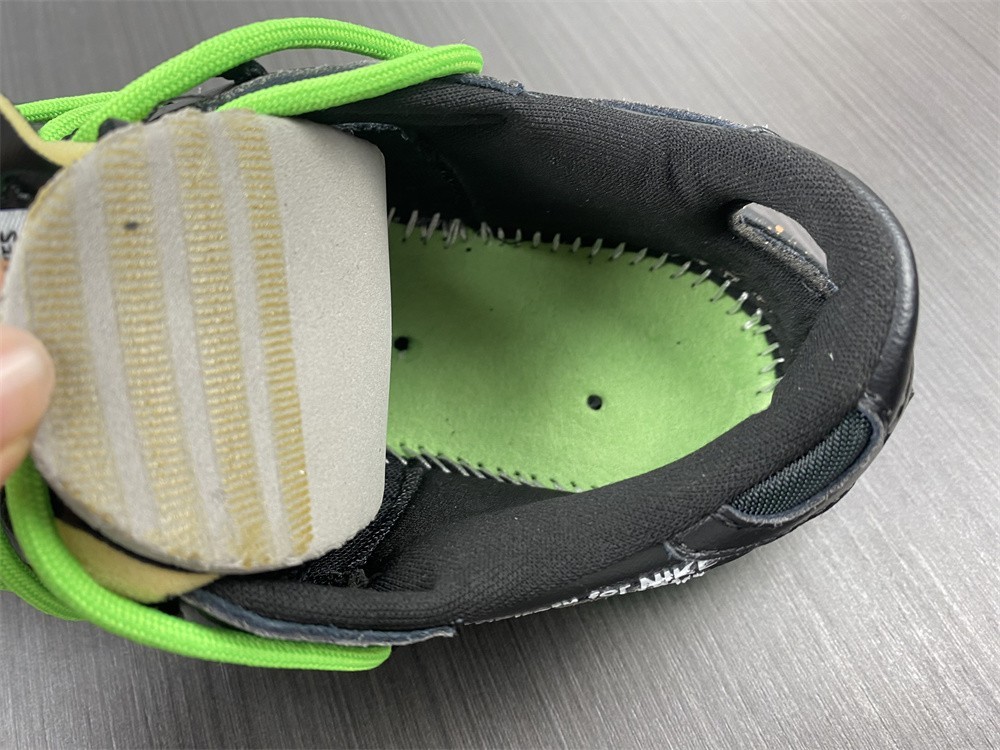 OFF-WHITE NIKE BLAZER LOW 2021 DH7863-001