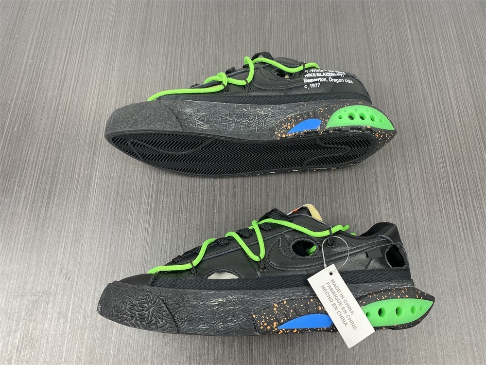 OFF-WHITE NIKE BLAZER LOW 2021 DH7863-001