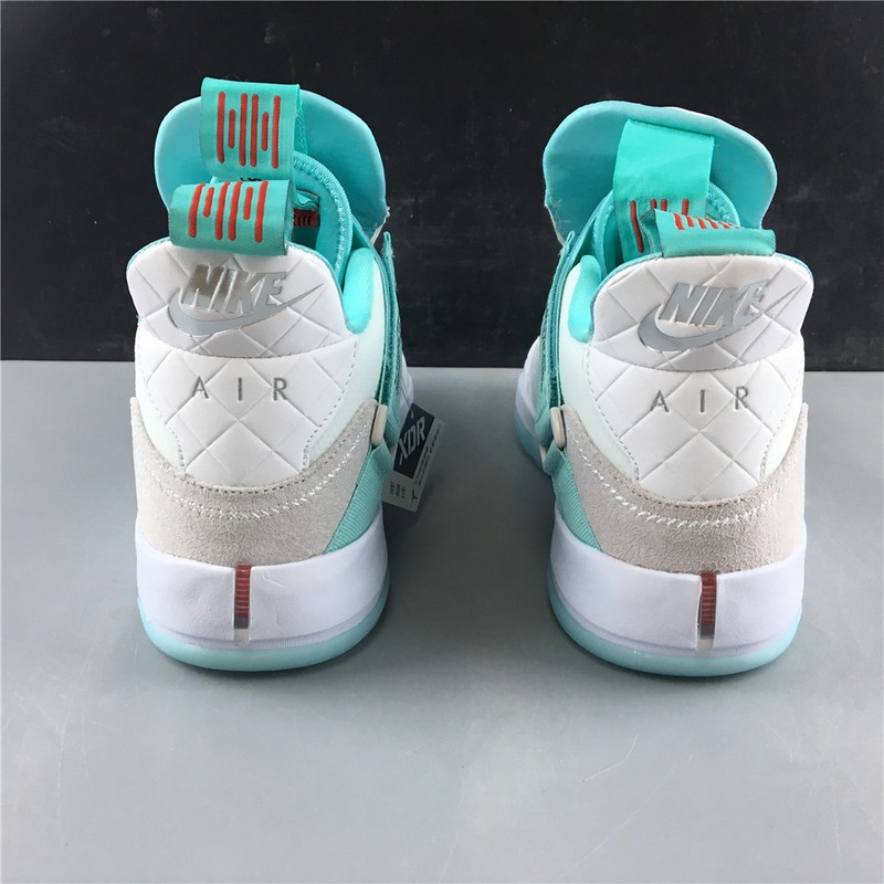 Air Jordan 33