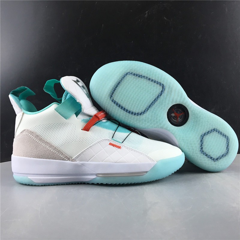 Air Jordan 33