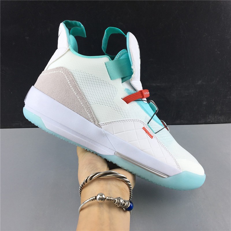 Air Jordan 33