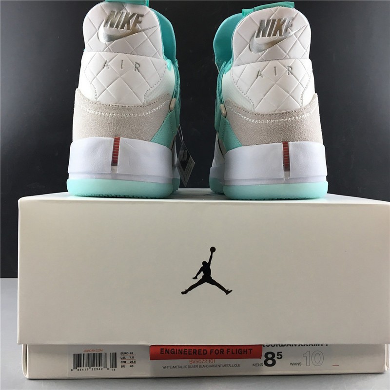 Air Jordan 33