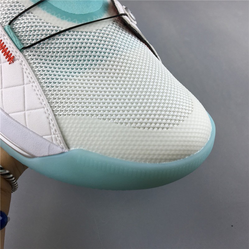 Air Jordan 33