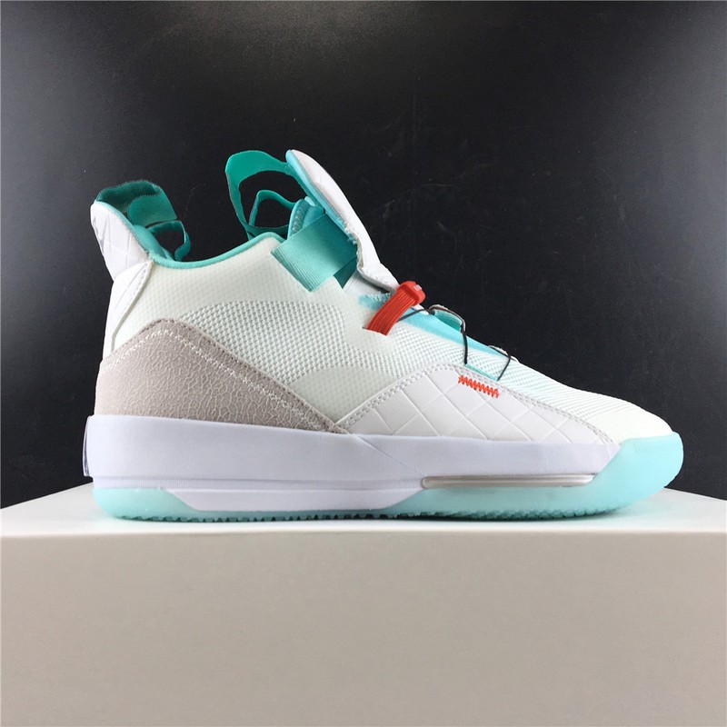 Air Jordan 33