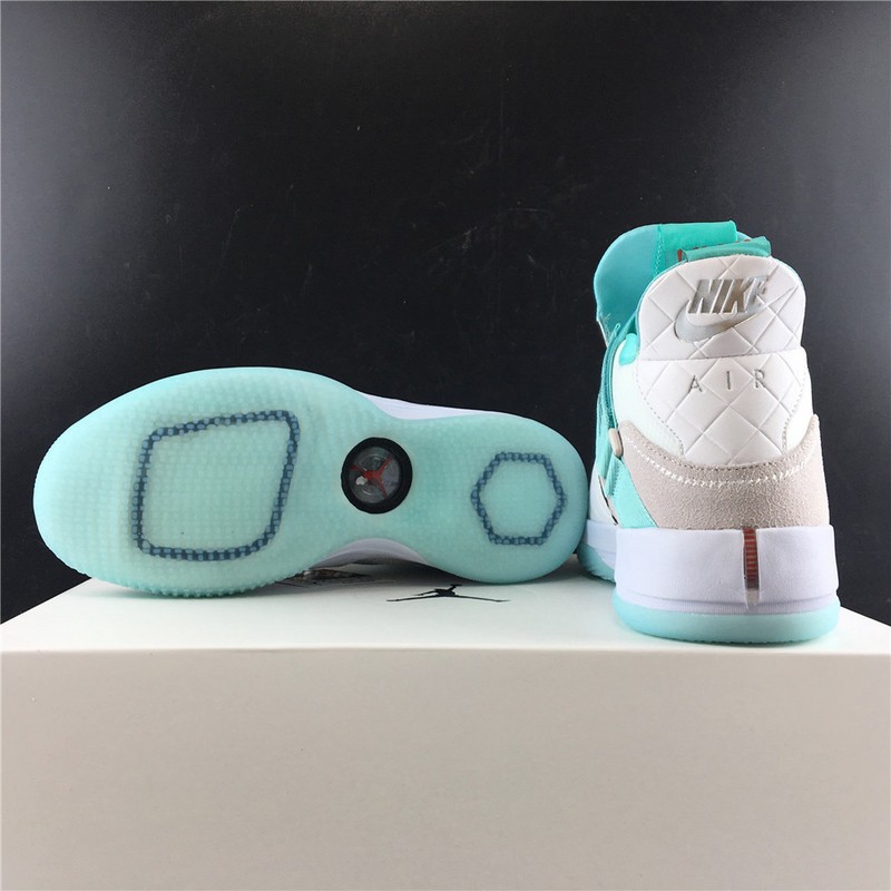 Air Jordan 33