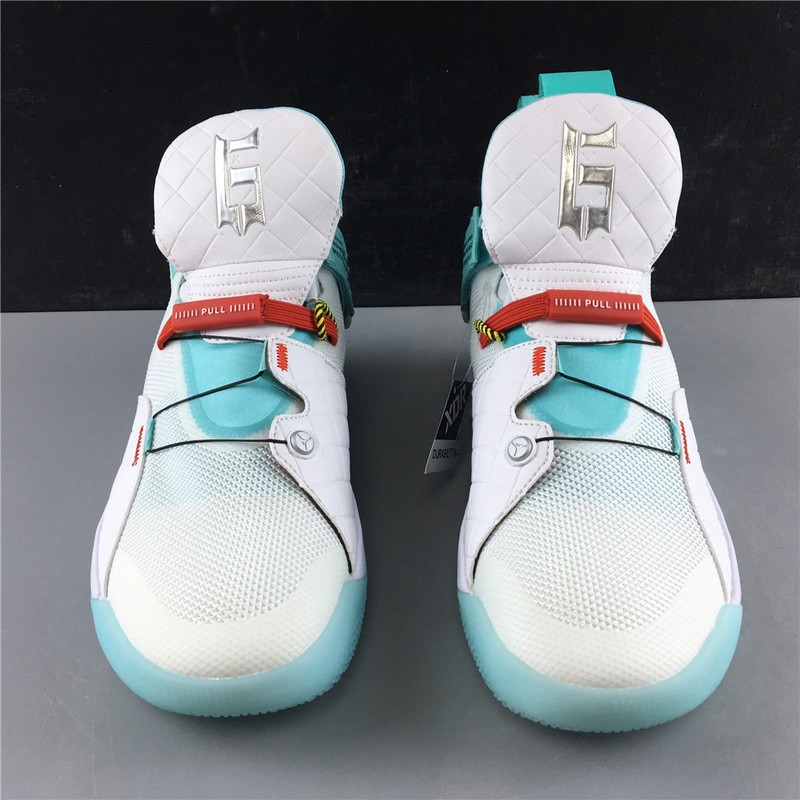 Air Jordan 33
