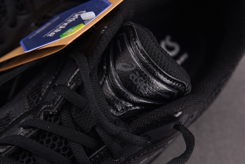 As*ic*s Gel-Kayano 14 1201A019-001