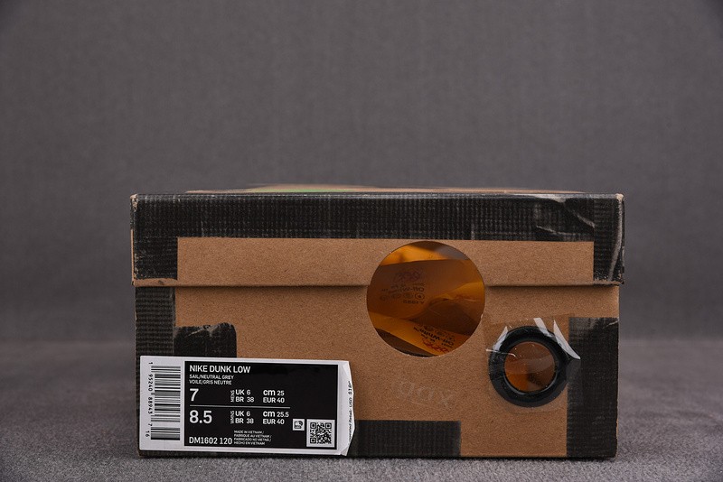 OFF-WHITE X DUNK LOW “27 OF 50” DM1602-120