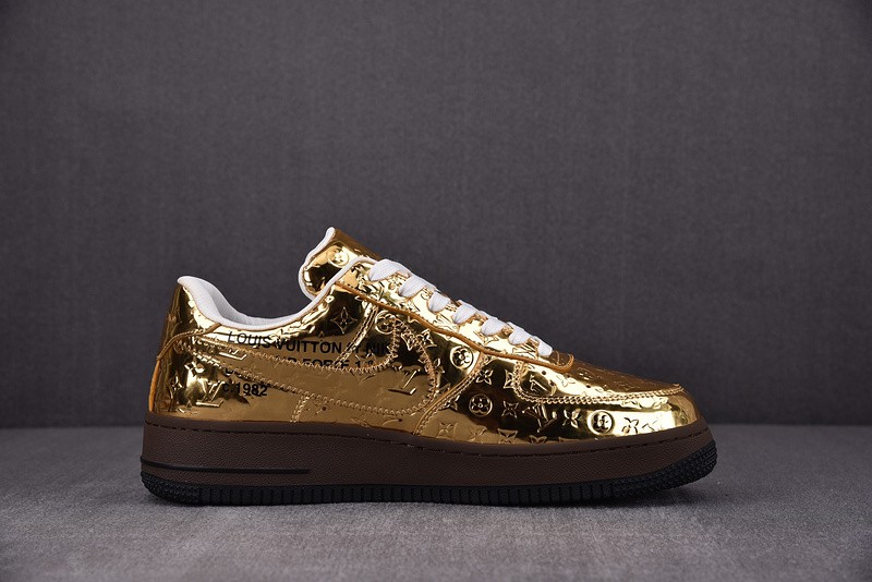 NIKE LOW AIR FORCE 1 X gold