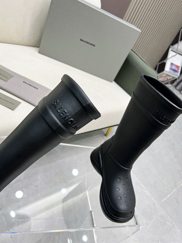 BALENCIAG* Cr*0*s BOOT 5000094