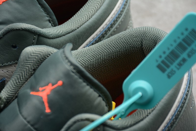 NIKE Jordan 1 Low Military Green 553558-121