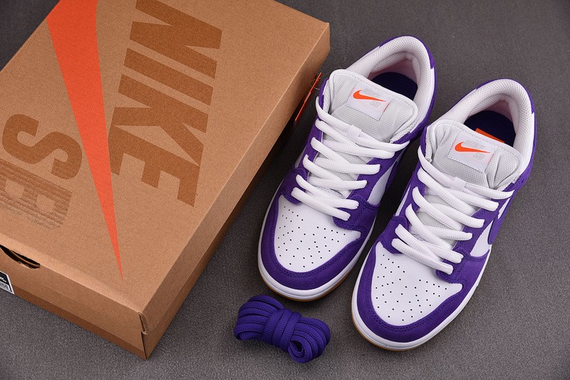 Nike SB Dunk Low
