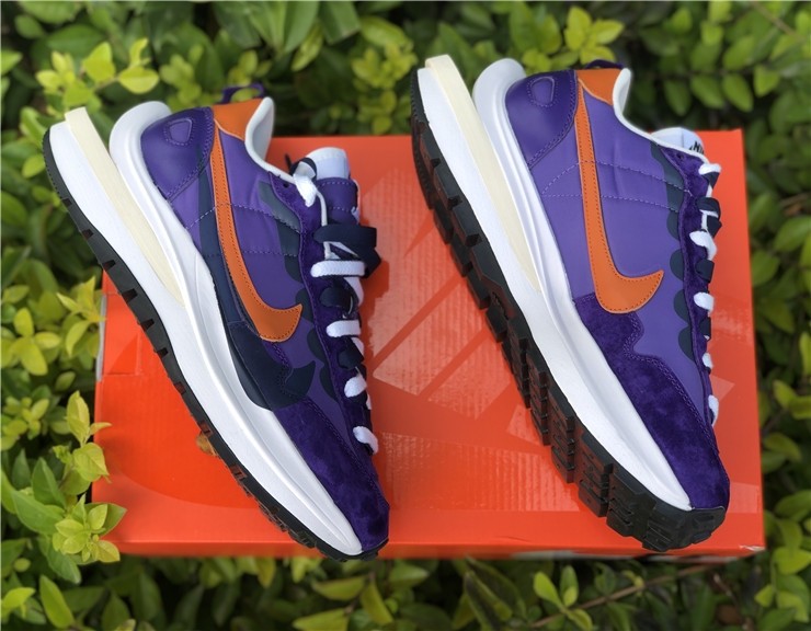 Sacai x Nike VaporWaffle DD1875-200