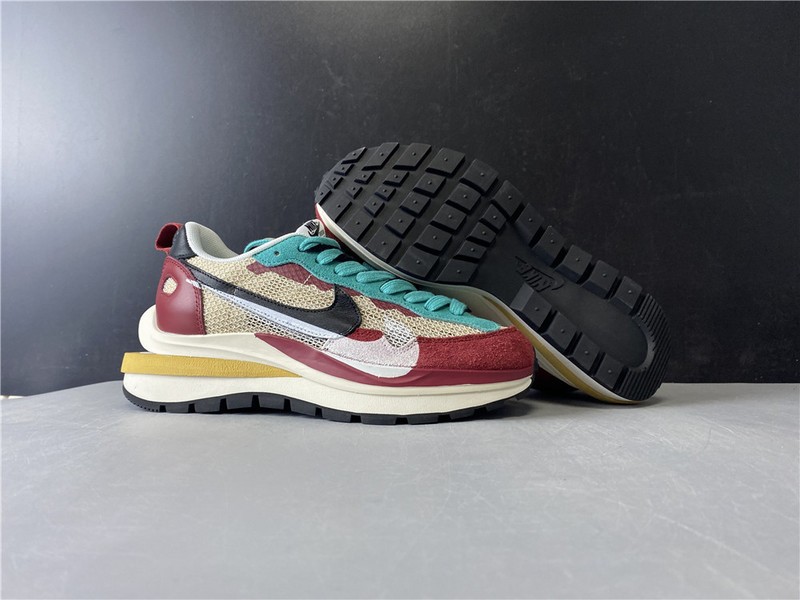 Sacai x Nike Pegasus VaporFly SP CI9928 301