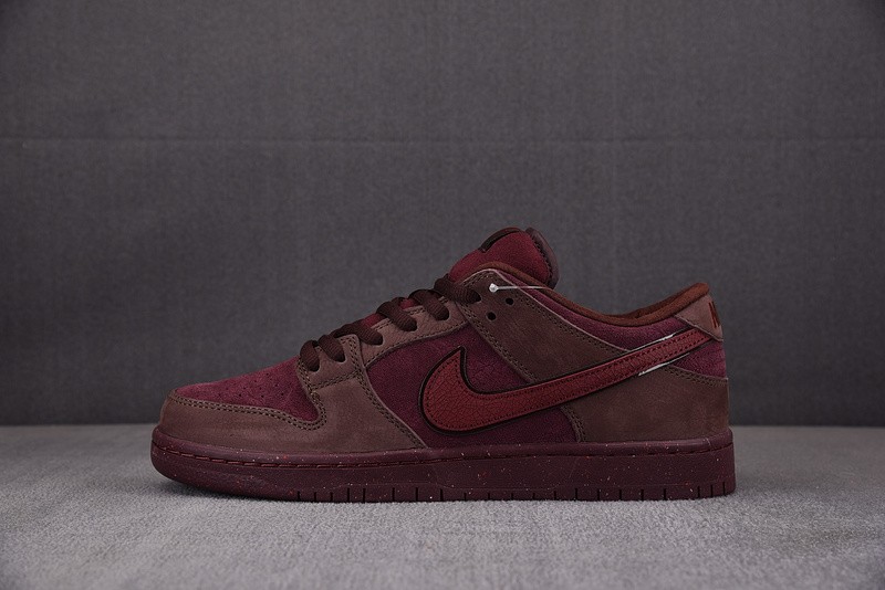 Nike SB Dunk Low Valentine