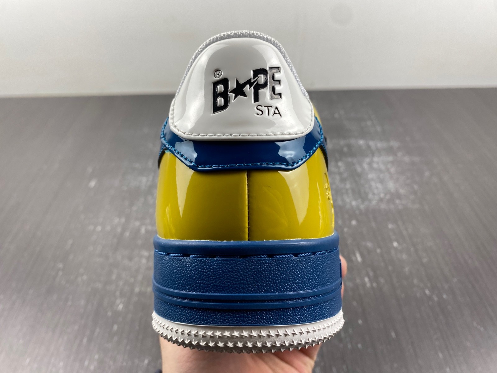 Bathing Ape A000054