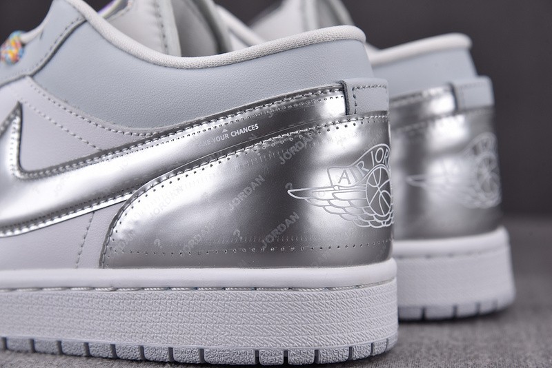 Air Jordan 1 Low SE Tear Away Silver DX6070-101