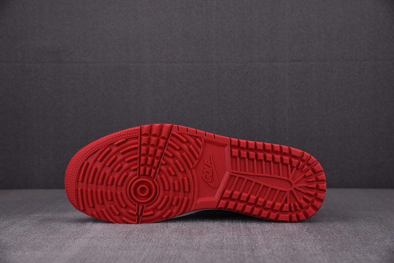 Air Jordan 1 Retro Low Golf Chicago DD9315-600