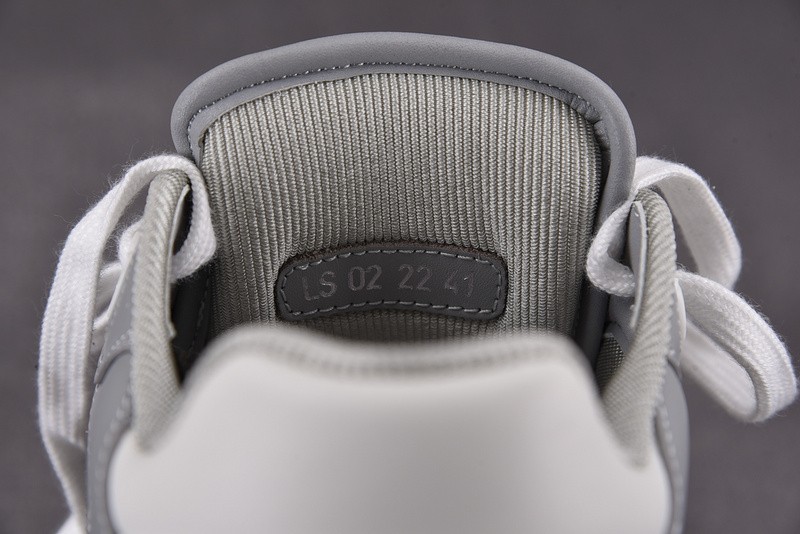 DIO* SNEAKERS B27 T0000-043