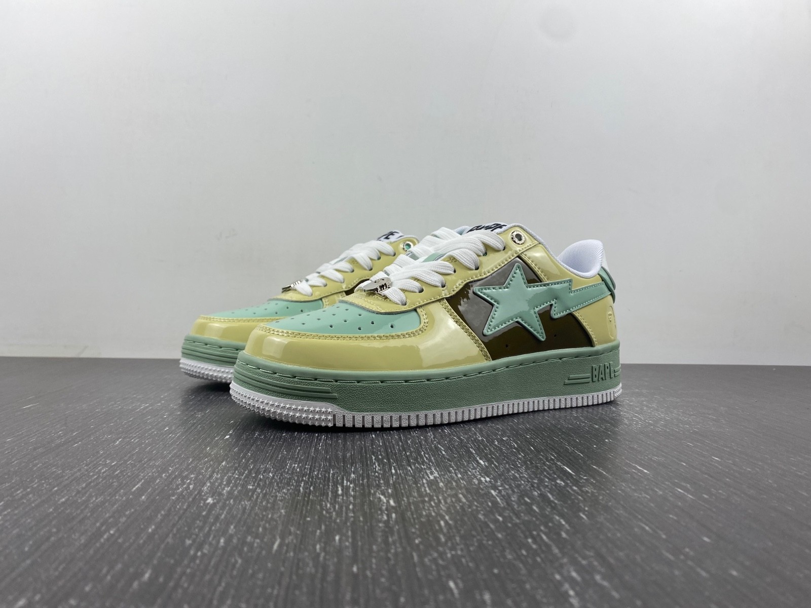 Bathing Ape A000055