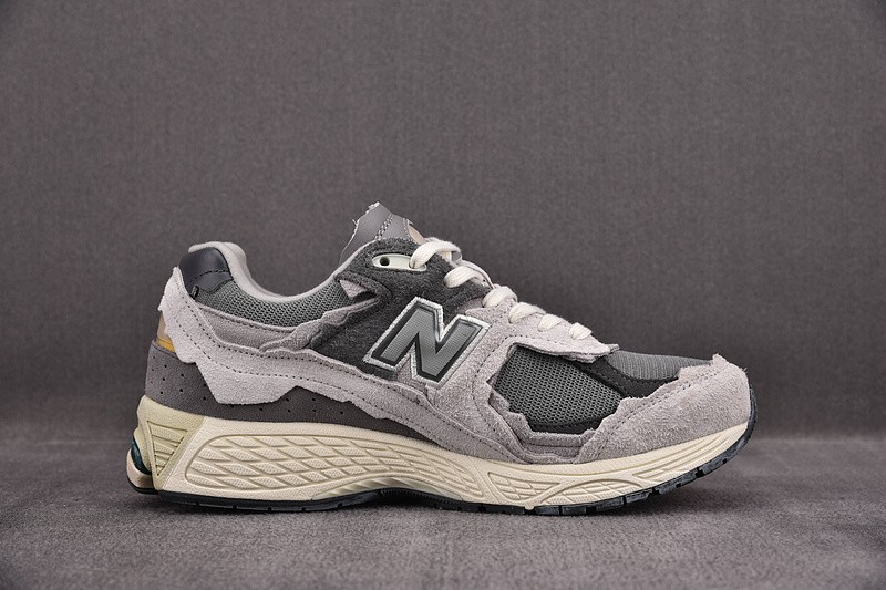 NEW BALANCE 2002 NB000018