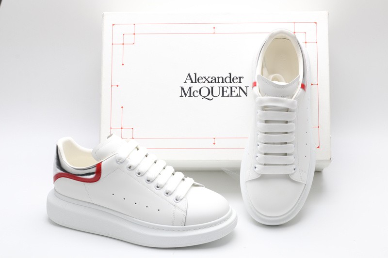 Ale*d*r MCQ71