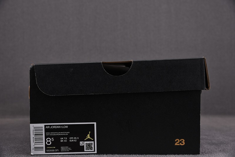 AIR JORDAN 1 LOW GREEN TOE 553558-371