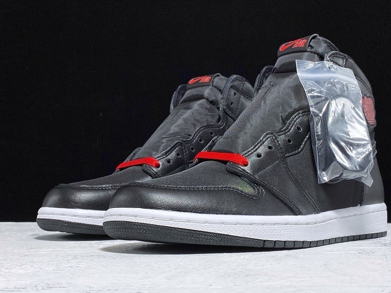 Air Jordan 1 Black Gym Red 555088-060