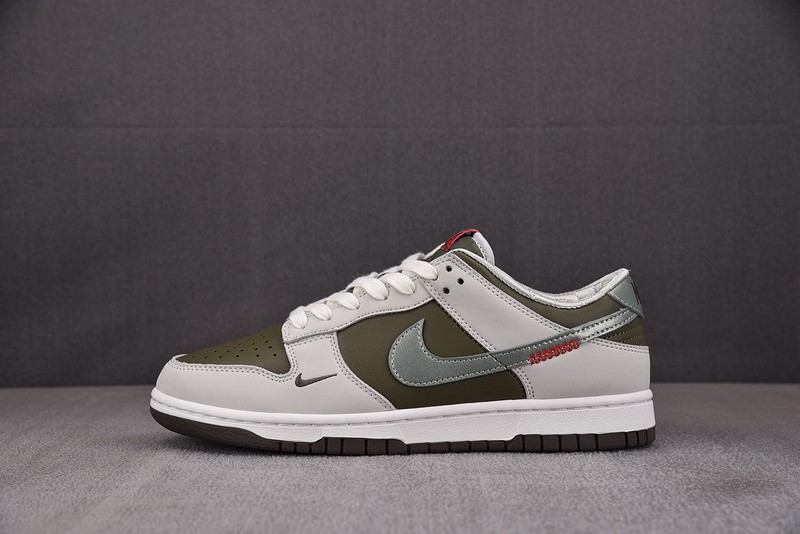 Nike Dunk Low “Year of the Snake” HV5980-231