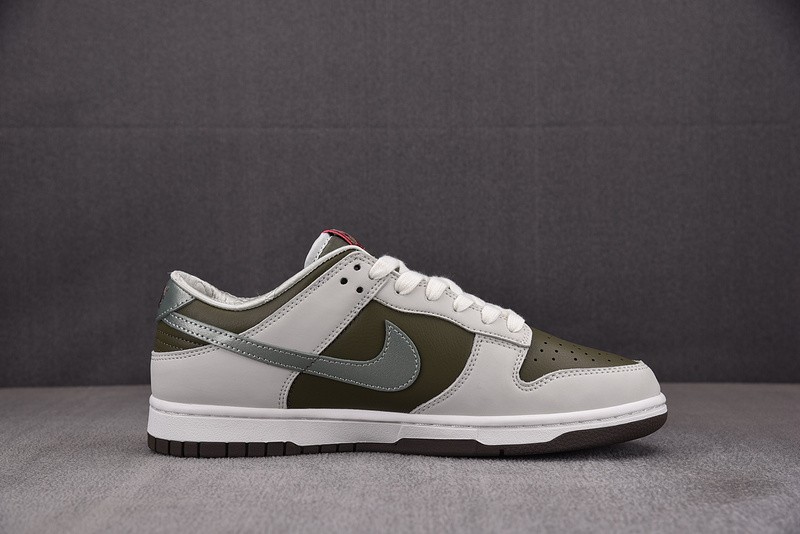 Nike Dunk Low “Year of the Snake” HV5980-231