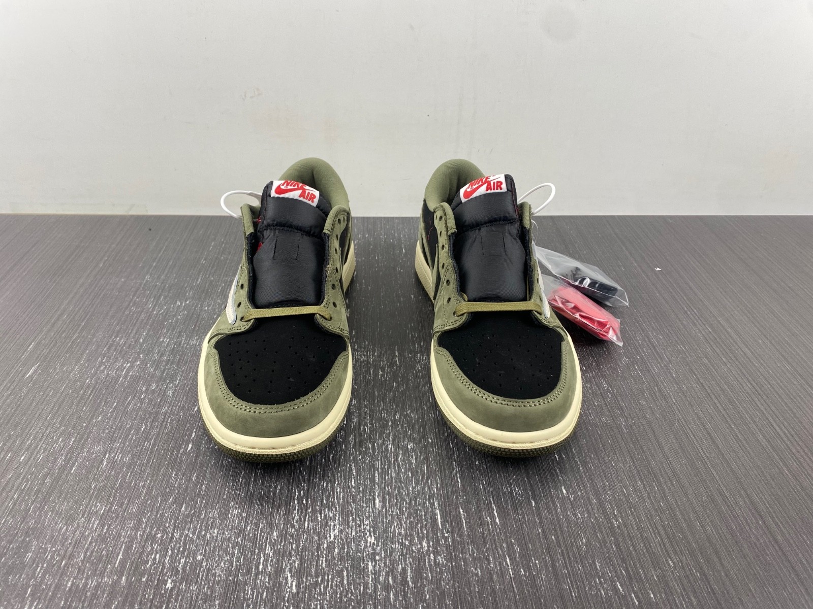 Travis Scott x Air Jordan 1 Low OG “Black Olive” DM7866-002