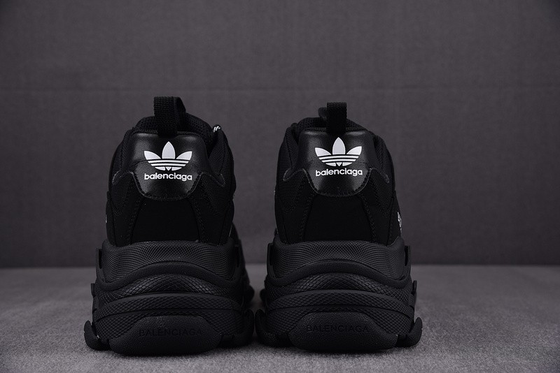 TRIPLES TRAINER SNEAKERS 2000060