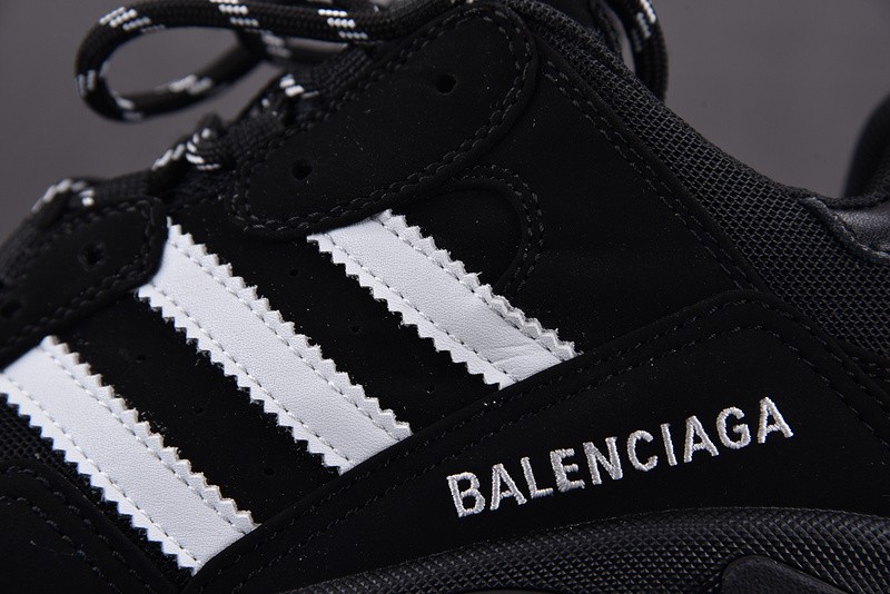 TRIPLES TRAINER SNEAKERS 2000060