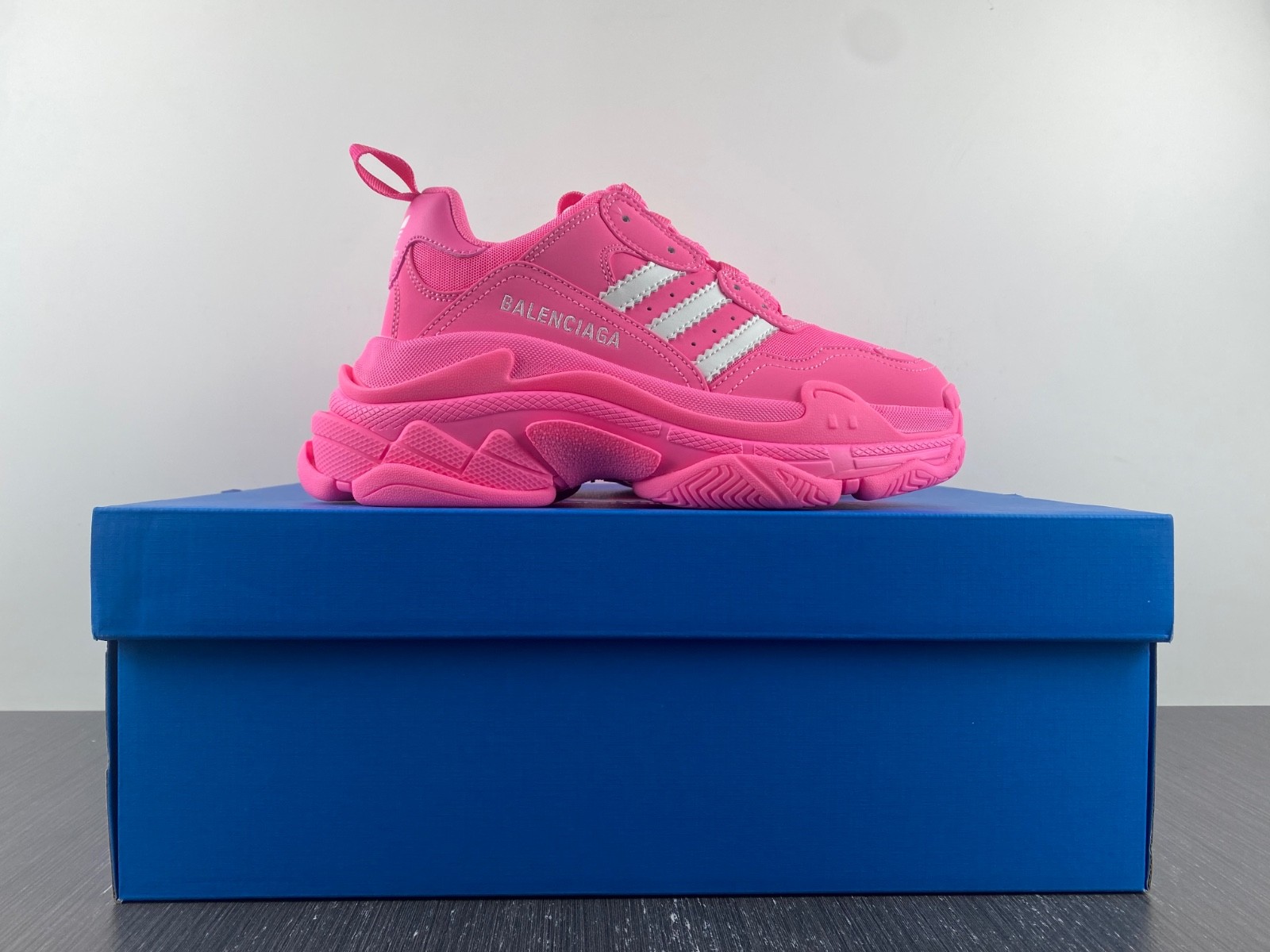 TRIPLES TRAINER SNEAKERS 2000061