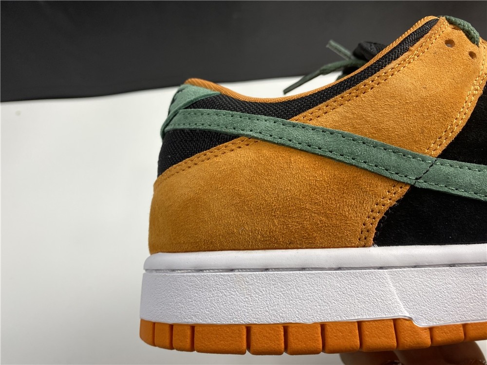 Nike Dunk Low SP “Ceramic” DA1469-001