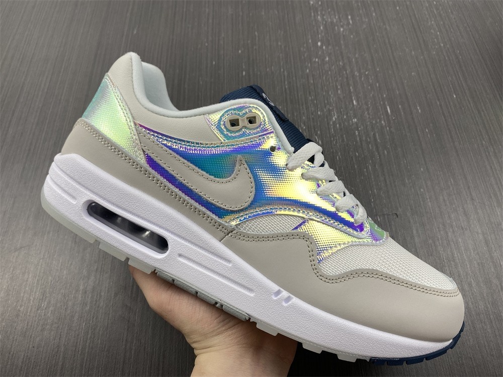 Nike Air Max 1 AMD La Ville Lumière (W) DQ9326-100
