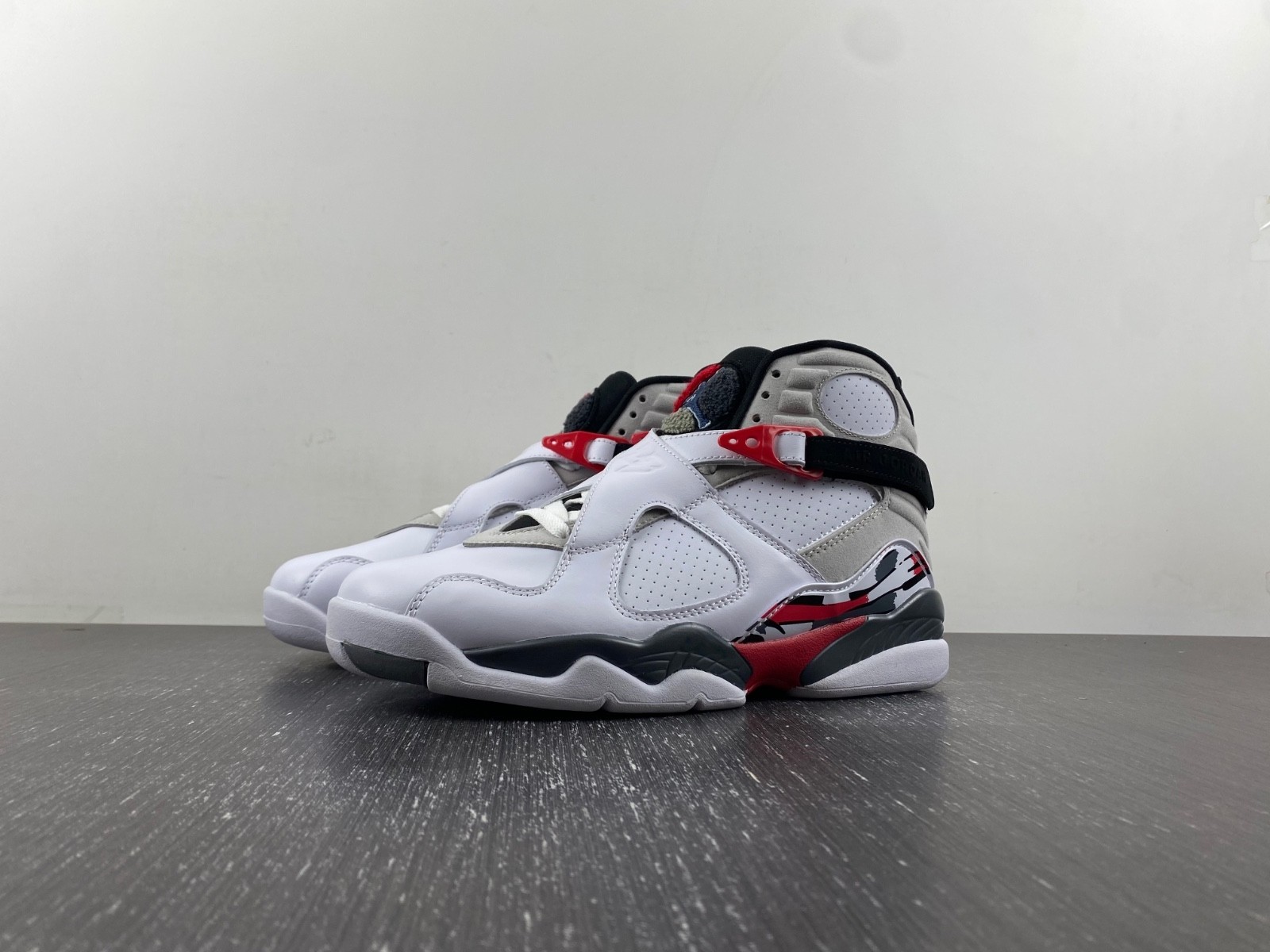 Air Jordan 8 Retro 2008