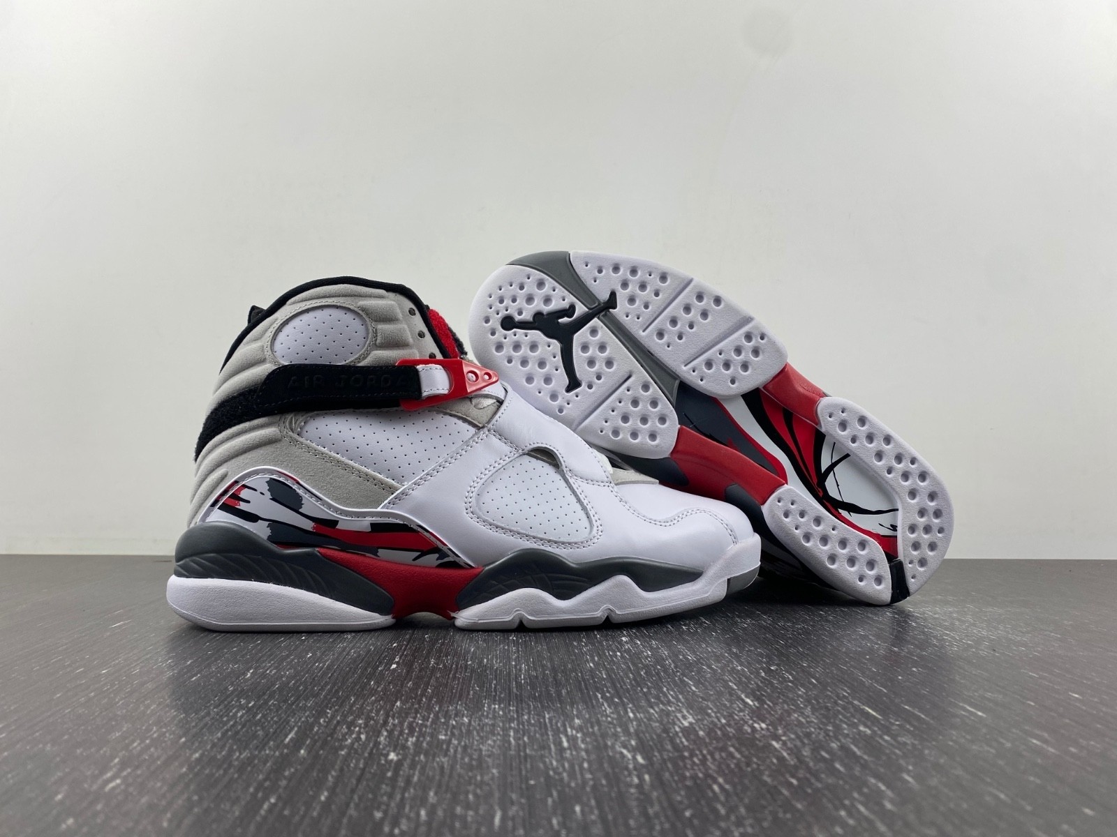 Air Jordan 8 Retro 2008