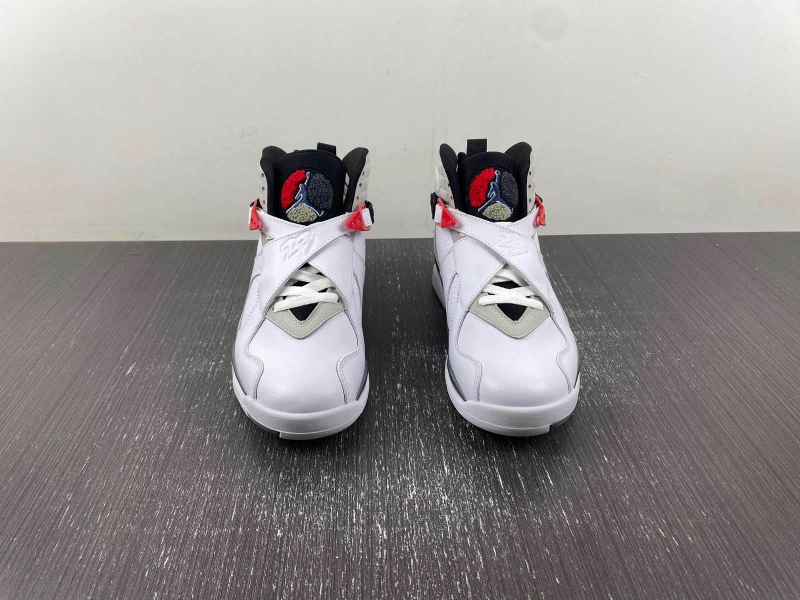 Air Jordan 8 Retro 2008