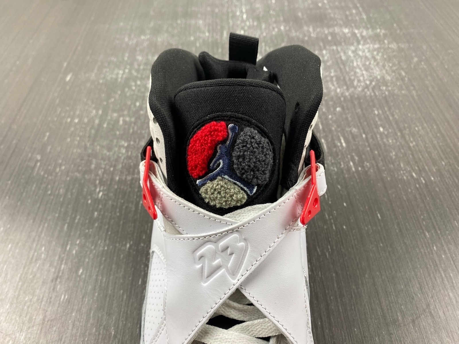 Air Jordan 8 Retro 2008