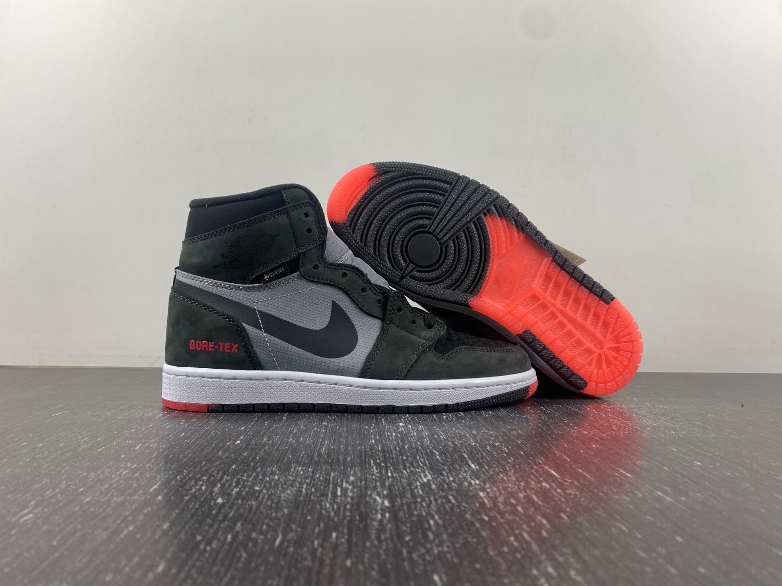 Air Jordan 1 Element GORE-TEX "Bred" | DB2889-002