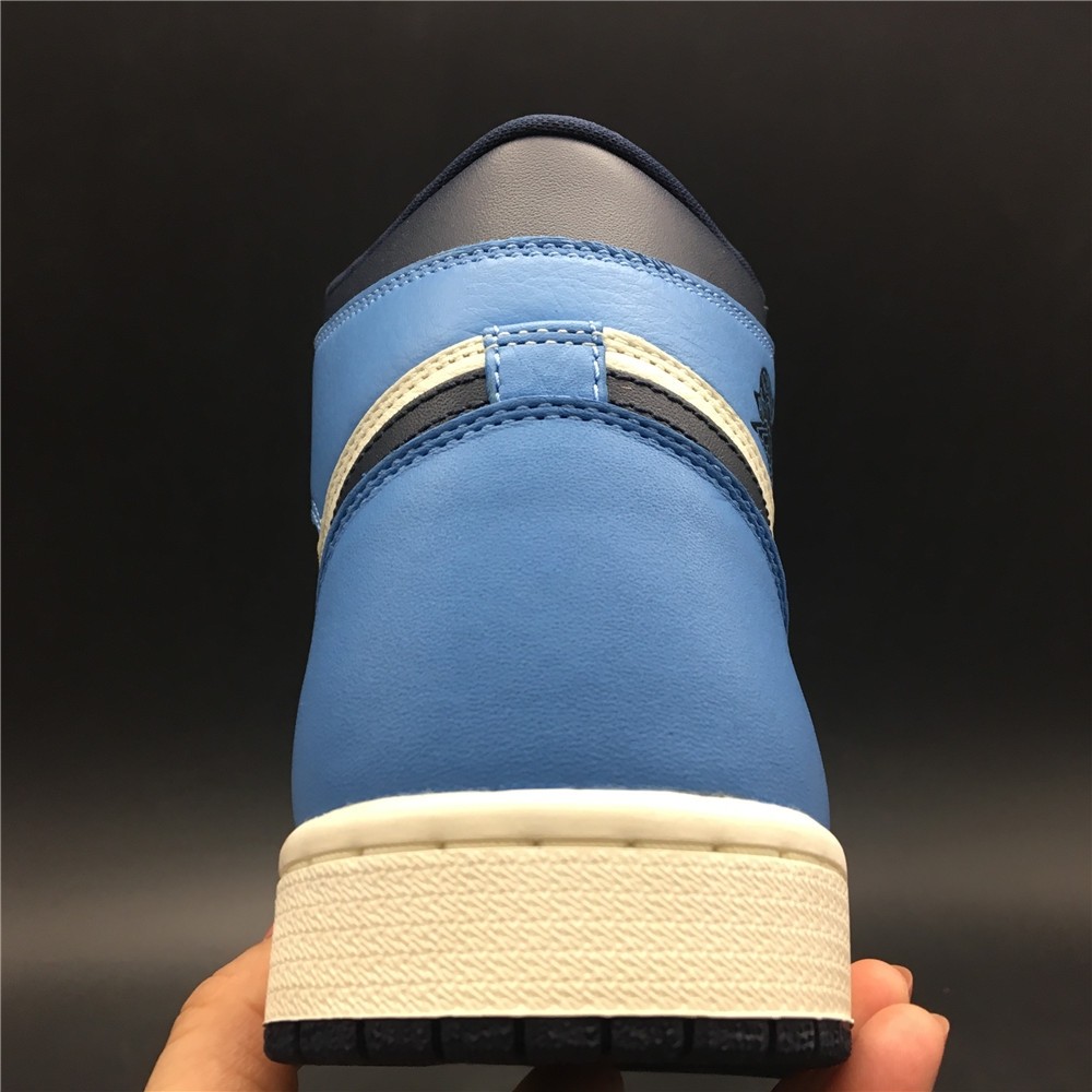 Air Jordan 1 Obsidian University Blue 555088-140