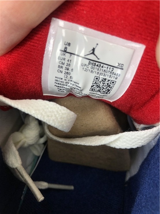 Air Jordan 3 Retro UN DH3434-112