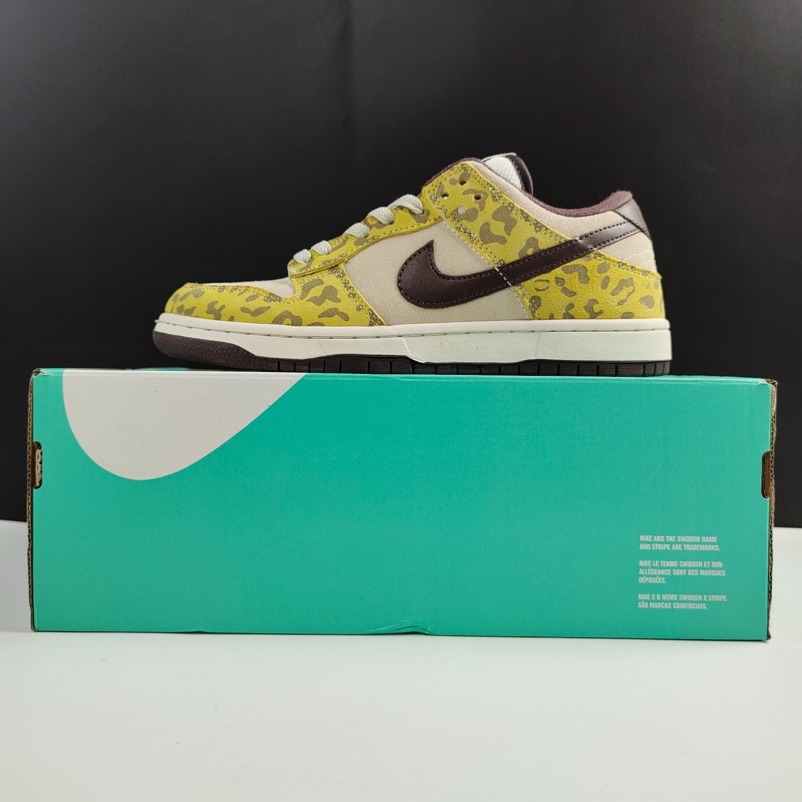 Nike Dunk Low PRM “Medium Curry” DD1390-100-A